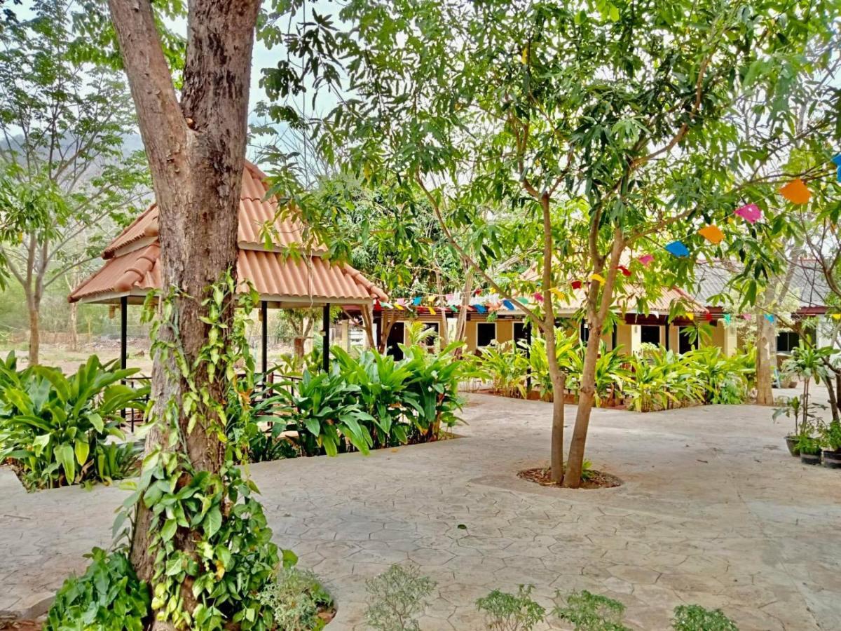 Erawan Guesthouse Pakse Εξωτερικό φωτογραφία